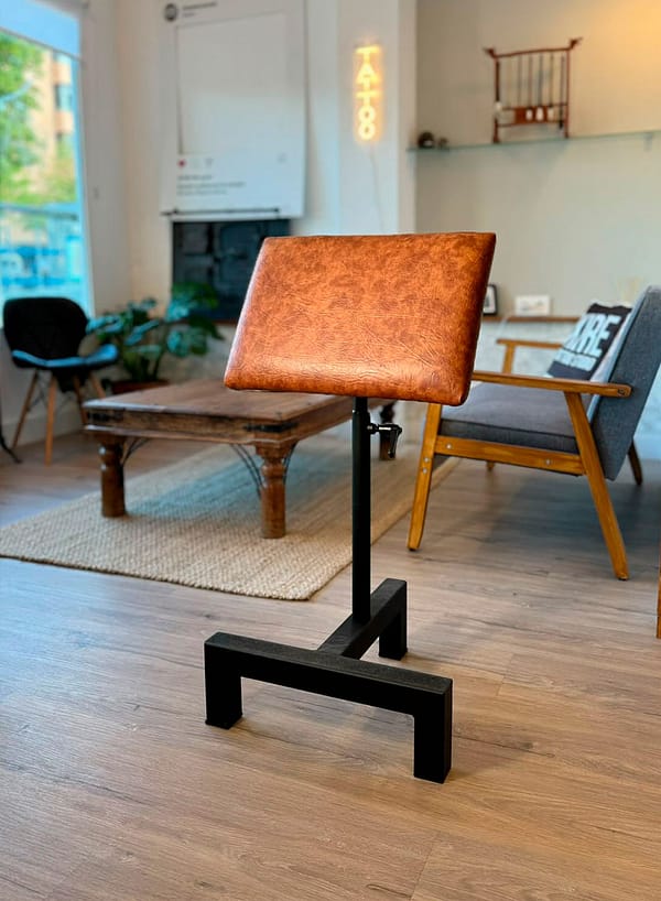 Goliat 2 Armrest - Image 2